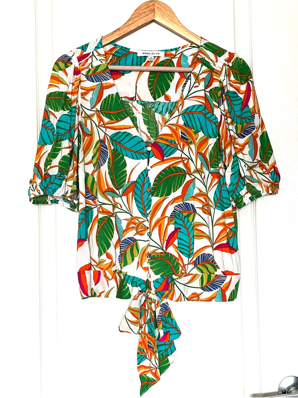 Rose + Olive Tropical Palm Leaf Tie Front Blouse Size M Botanical Vacation Wear